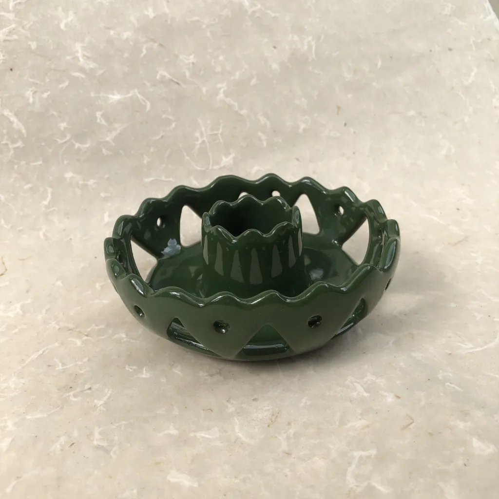 Tara candle holder